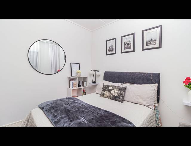 3 BEDROOM APARTMENT FOR SALE IN SANDOWN